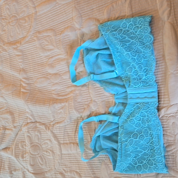 Torrid Unlined Lace Underwire - 44DDD - Picture 2 of 5